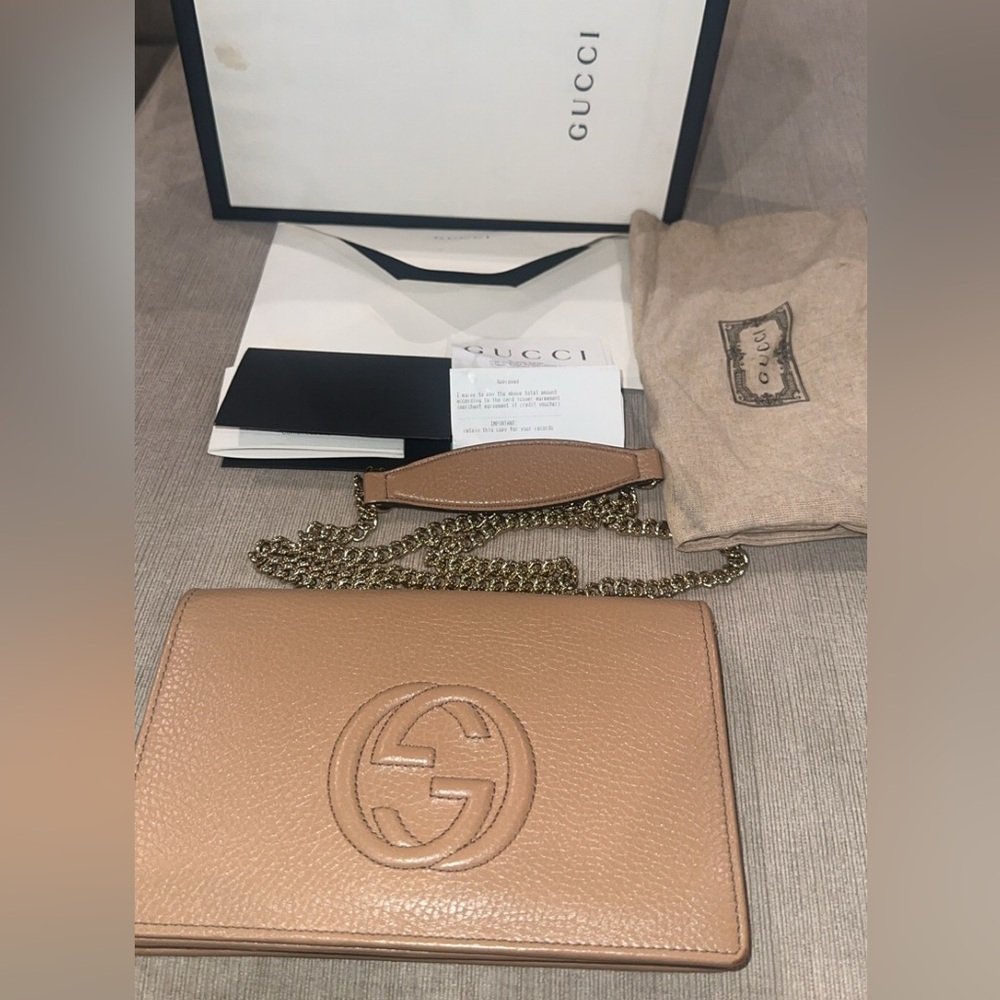 100% Authentic Gucci
Interlocking G Soho purse